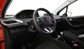 Peugeot 208 SIGNATURE 1.2 PureTech S&S 82ch 14170€ N°S60936.19 complet