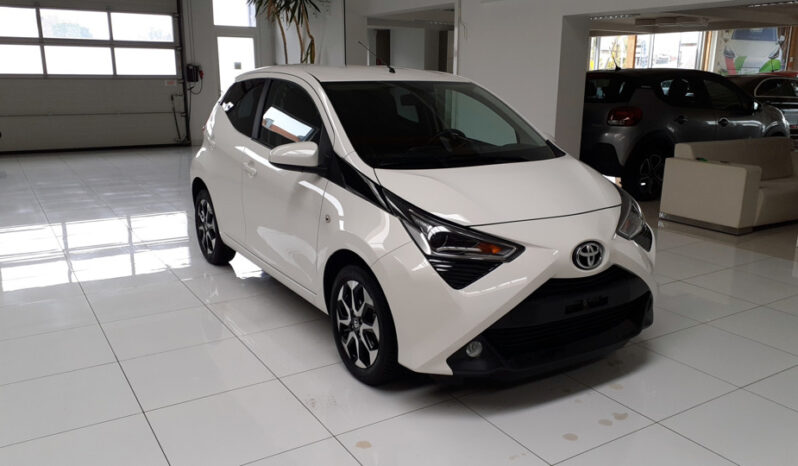 Toyota AYGO X-PLAY 1.0 VVTi 72ch 16270€ N°S67175.8 complet