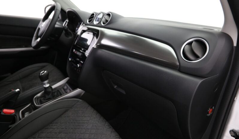 Suzuki VITARA STYLE sans toit panoramique 1.4 BoosterJet Hybrid 129ch 27770€ N°S71889.3 complet
