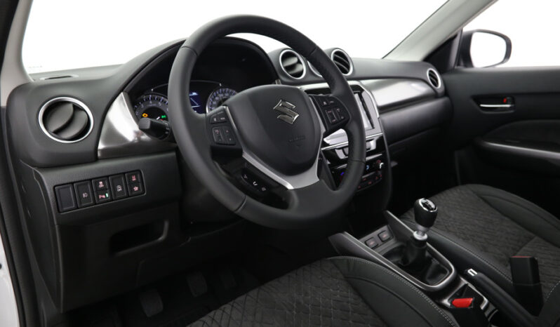 Suzuki VITARA STYLE sans toit panoramique 1.4 BoosterJet Hybrid 129ch 27770€ N°S71889.3 complet