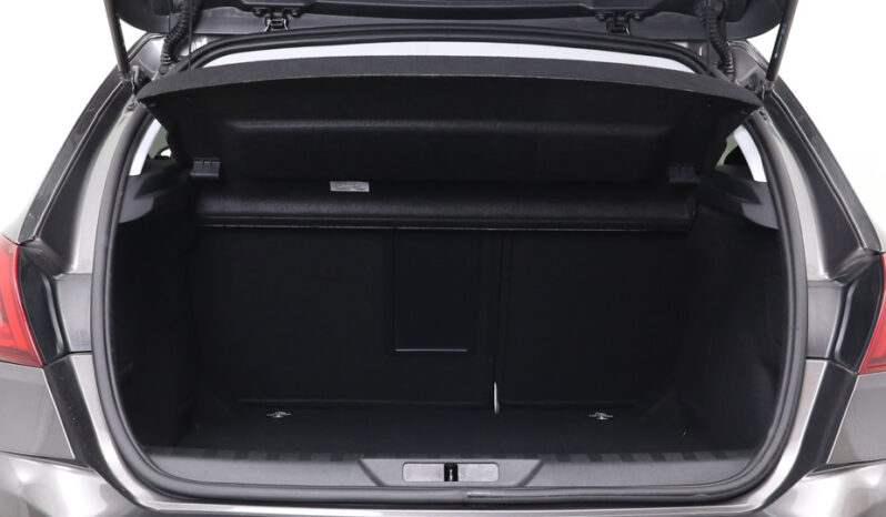 Peugeot 308 ALLURE 1.2 PureTech 130ch 21470€ N°S73986.3 complet