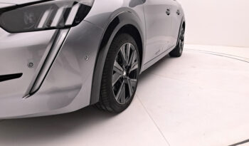 Peugeot 208 GT PACK 1.2 PureTech S&S 130ch 24470€ N°S78423.29 complet