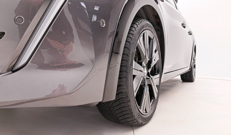 Peugeot 208 GT 1.2 PureTech S&S 130ch 19470€ N°S83286.10 complet