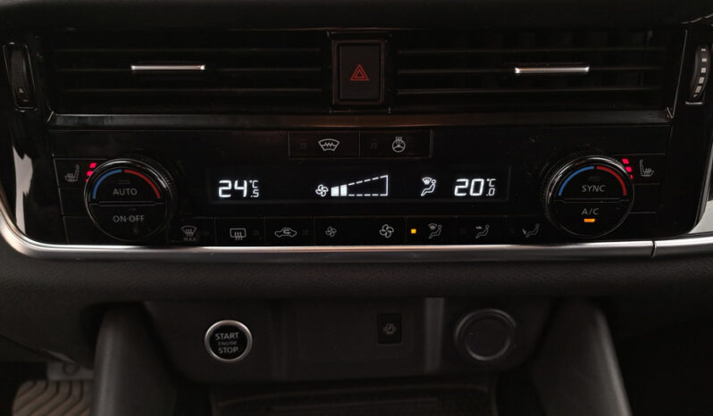 Nissan Qashqai N-CONNECTA 1.3 DIG-T MHEV 158ch 24470€ N°S83284.8 complet