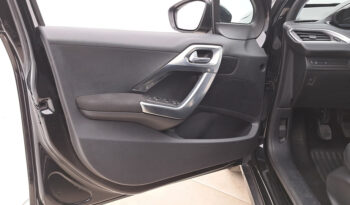 Peugeot 2008 ALLURE 1.2 PureTech S&S 110ch 8500€ N°S83420.13 complet