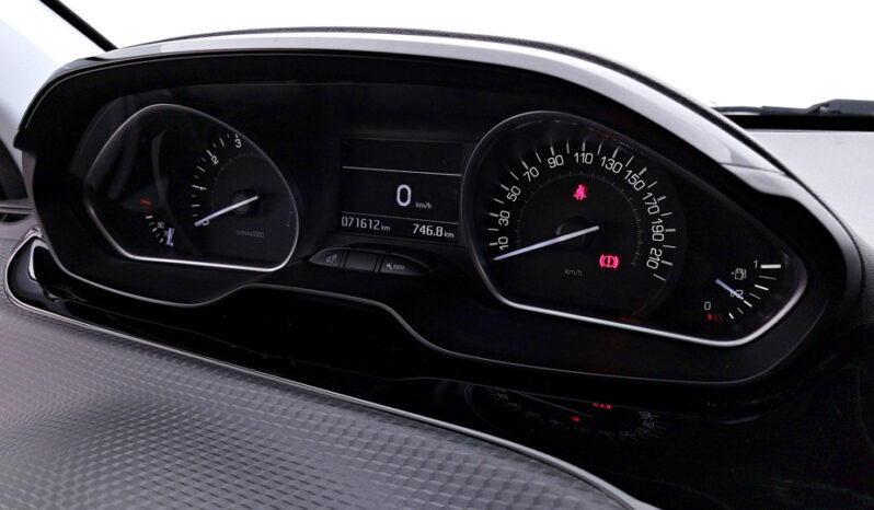 Peugeot 208 ALLURE 1.2 PureTech S&S 110ch 10970€ N°S81978.42 complet
