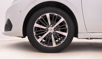 Peugeot 208 ALLURE 1.2 PureTech S&S 110ch 10970€ N°S81978.42 complet