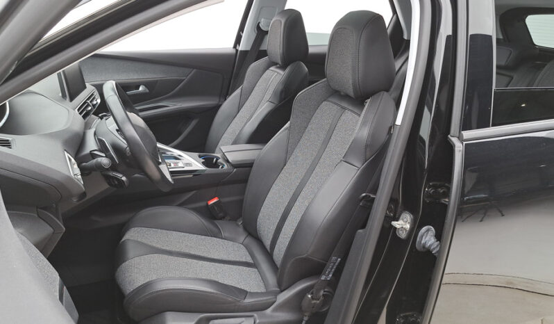 Peugeot 3008 ALLURE 1.2 PureTech S&S 130ch 21970€ N°S82673.7 complet