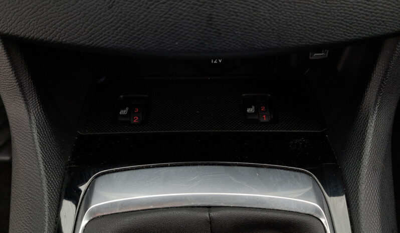 Peugeot 308 ACTIVE 1.2 PureTech 110ch 12470€ N°S82268.8 complet