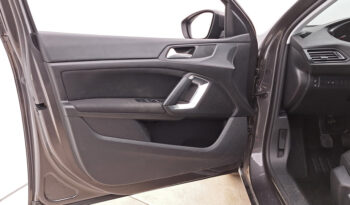 Peugeot 308 ACTIVE 1.2 PureTech 110ch 12470€ N°S82268.8 complet