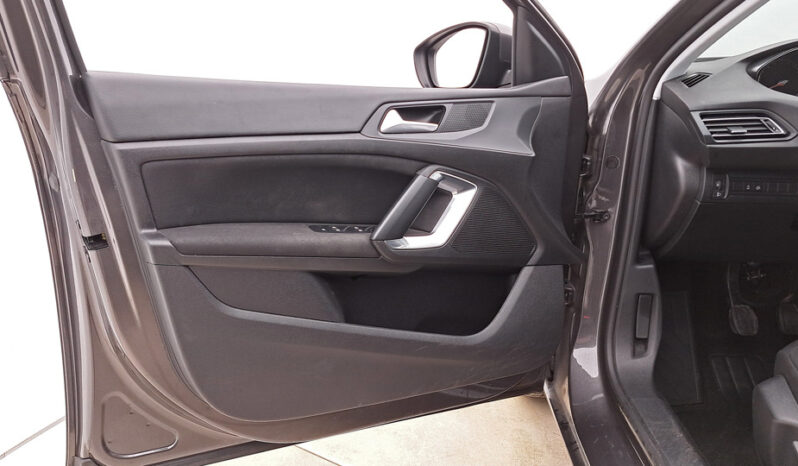 Peugeot 308 ACTIVE 1.2 PureTech 110ch 12470€ N°S82268.8 complet