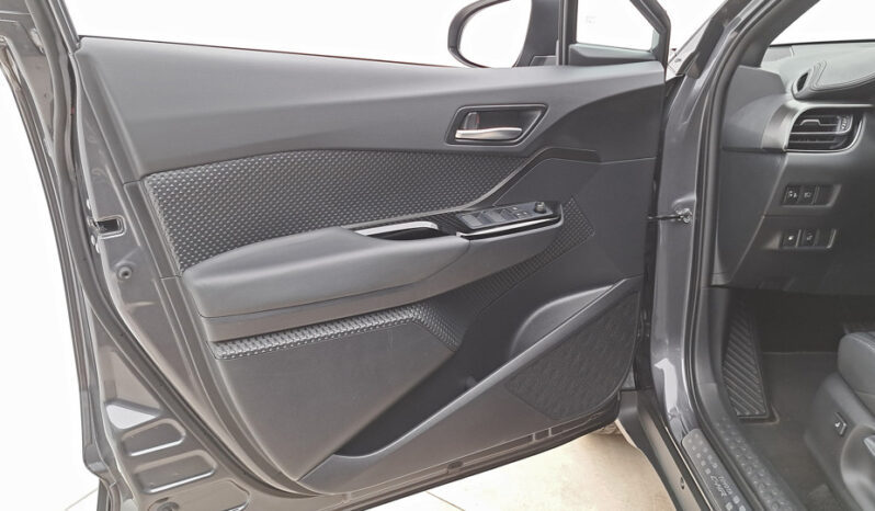 Toyota C-HR DESIGN 1.8 Hybrid 122ch 26470€ N°S83353.2 complet